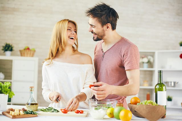 大人しい女性がモテる理由とは？静かな女性が好きな男性の心理を大公開Smartlog