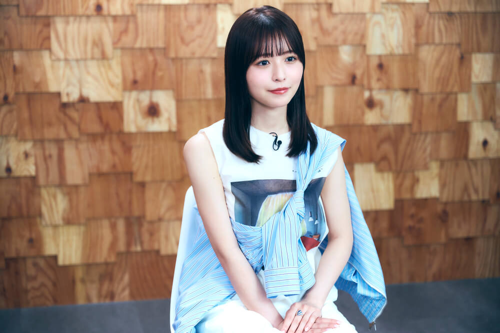 長濱ねるセカンド写真集、先行カット第10弾世界最大の露天風呂で泥パック！エンタメラッシュ