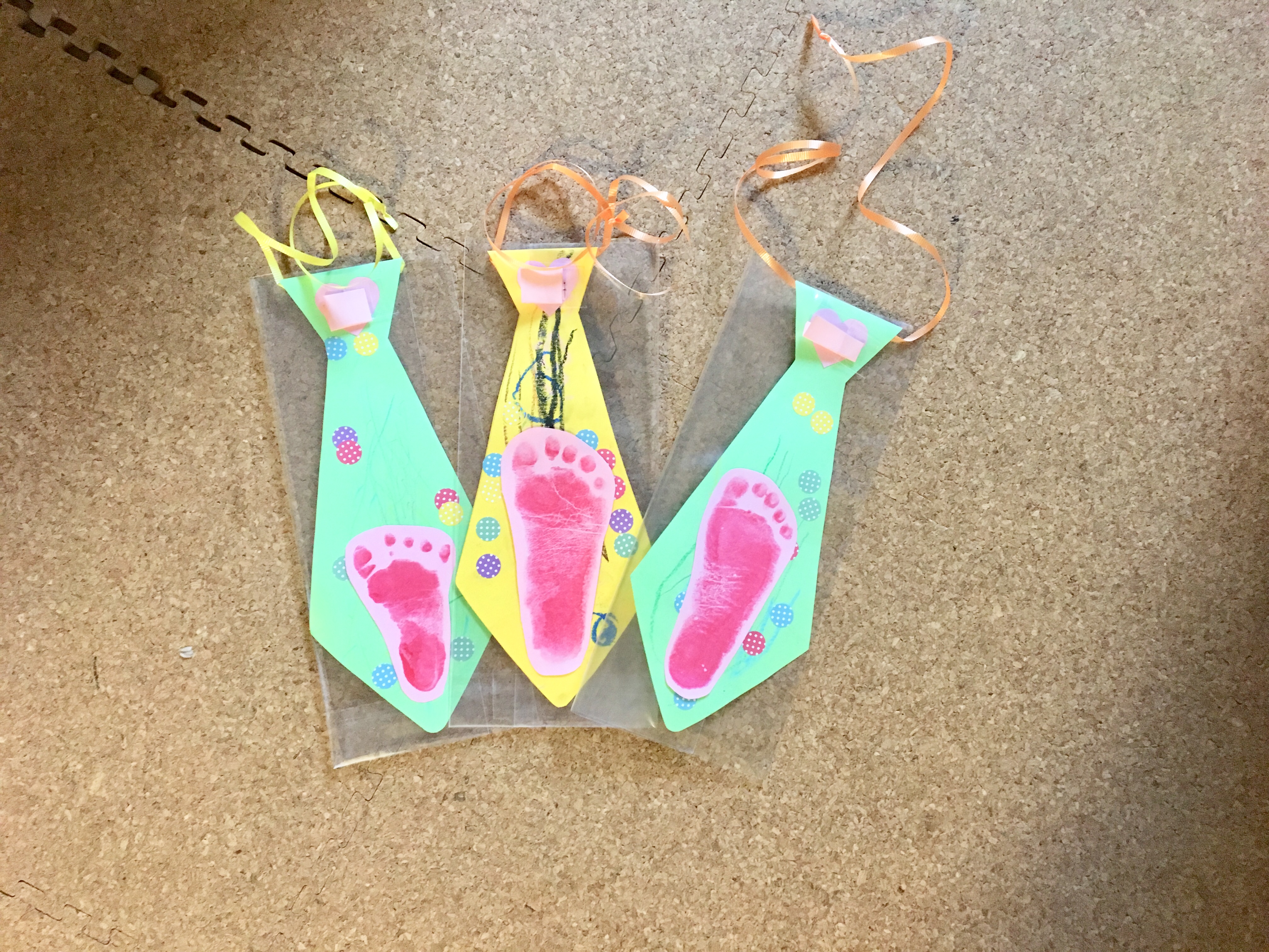 父の日 保育園で作ろう！プレゼント製作アイデア集保育士を応援する情報サイト 保育と暮らしをすこやかに ほいくらし