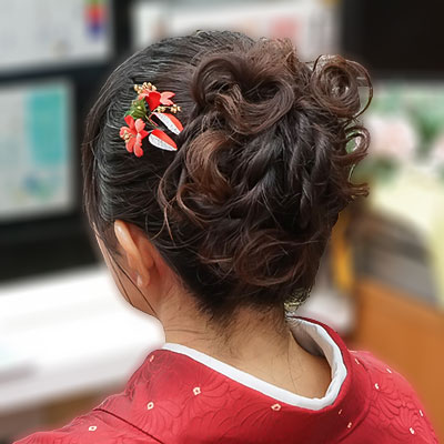 保育士向け入園式のマナーは？着ていく服装の色・髪型・メイクお役立ち情報保育求人ラボ