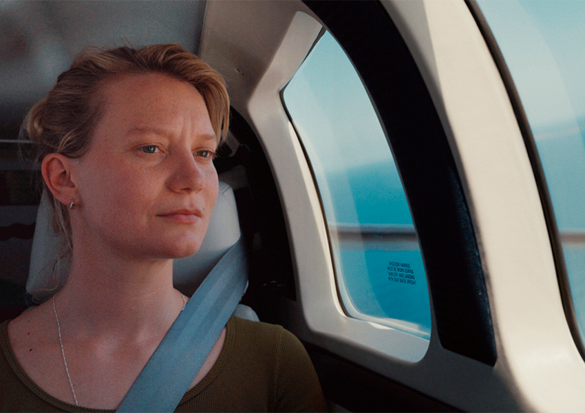 アリス・イン・ワンダーランド』のミア・ワシコウスカ、1856年の名作小説「ボヴァリー夫人」映画化で主演を獲得シネマトゥデイ