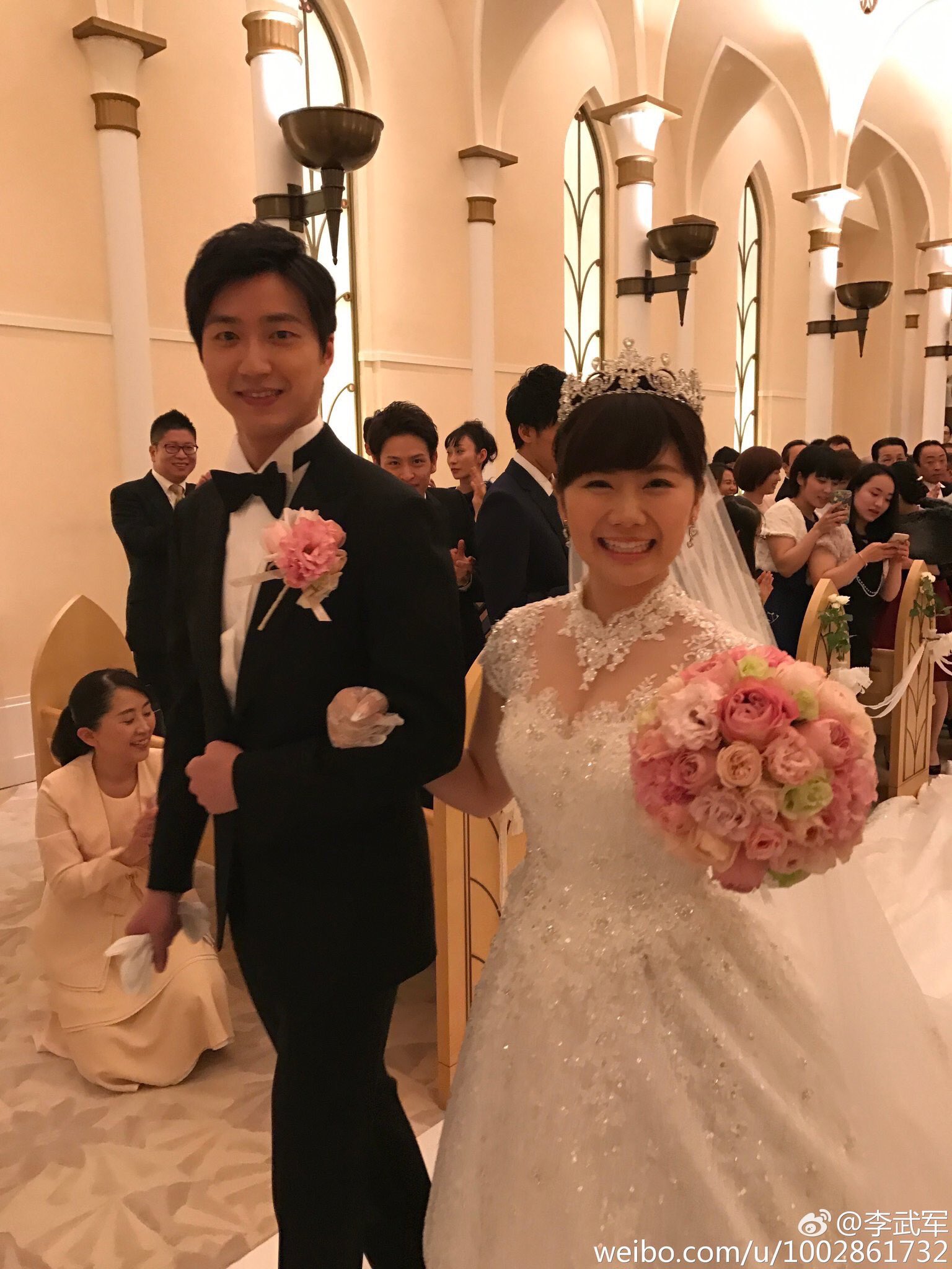 福原愛さん、ワンピースで結婚式出席 夫と知り合いの関係に「人生は不思議なことがたくさん起きるものですね」 - スポーツ報知