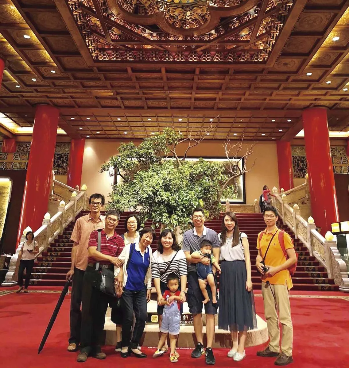 伝統的な」家族観への固執が人口減少もたらす 「縛られる日本人」など藤田結子が選ぶ新書２点好書好日