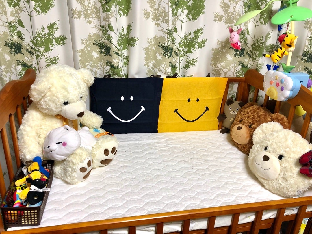 赤ちゃんを守る 知育玩具付きで赤ちゃんを守りながら遊べる♡柔らかベッドガード
