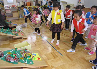 クリスマス会 ゲーム 子どもTikTok