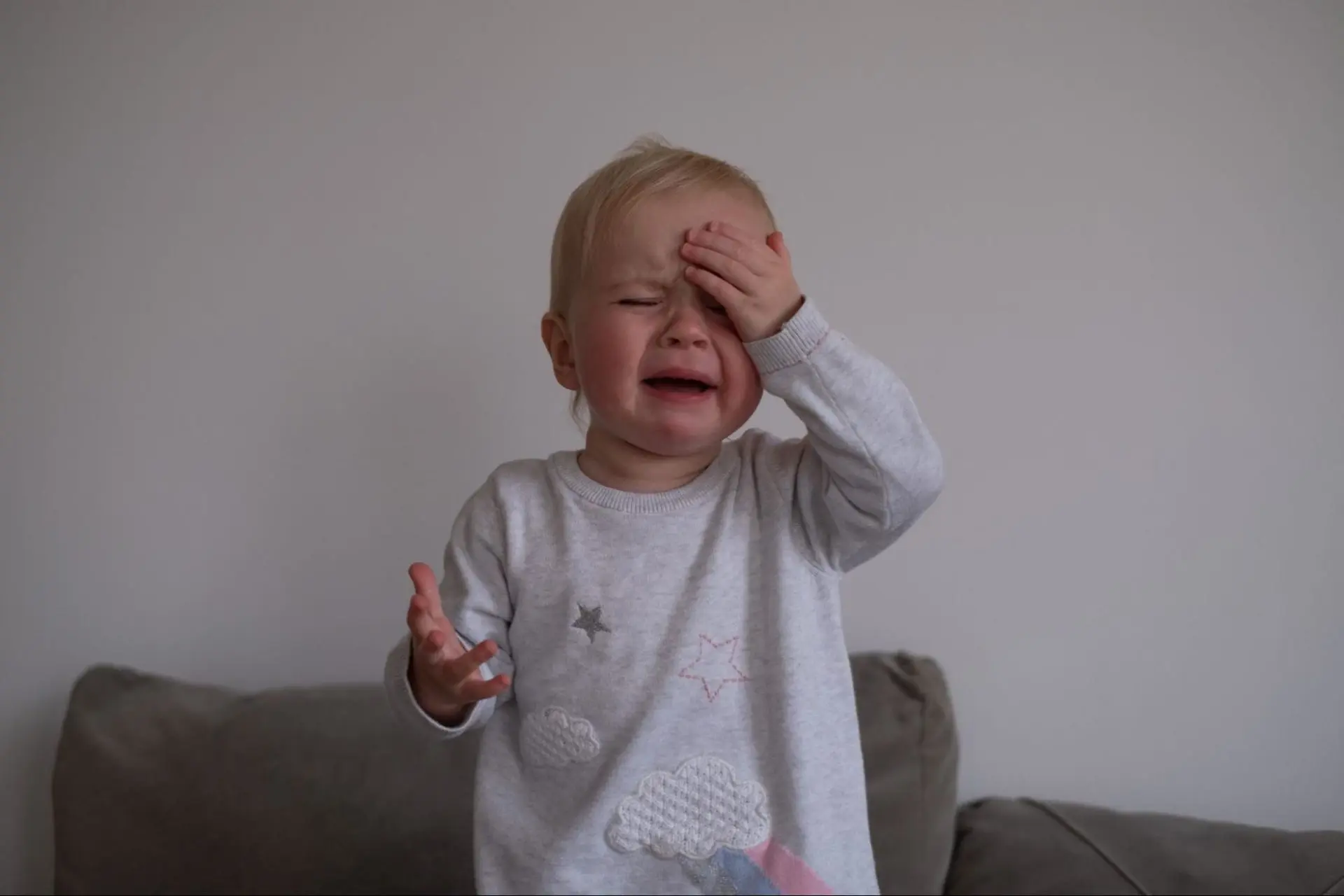 医師監修 赤ちゃんが奇声をあげる理由は？意外と知らない月齢別の正しい対処┃まなべび