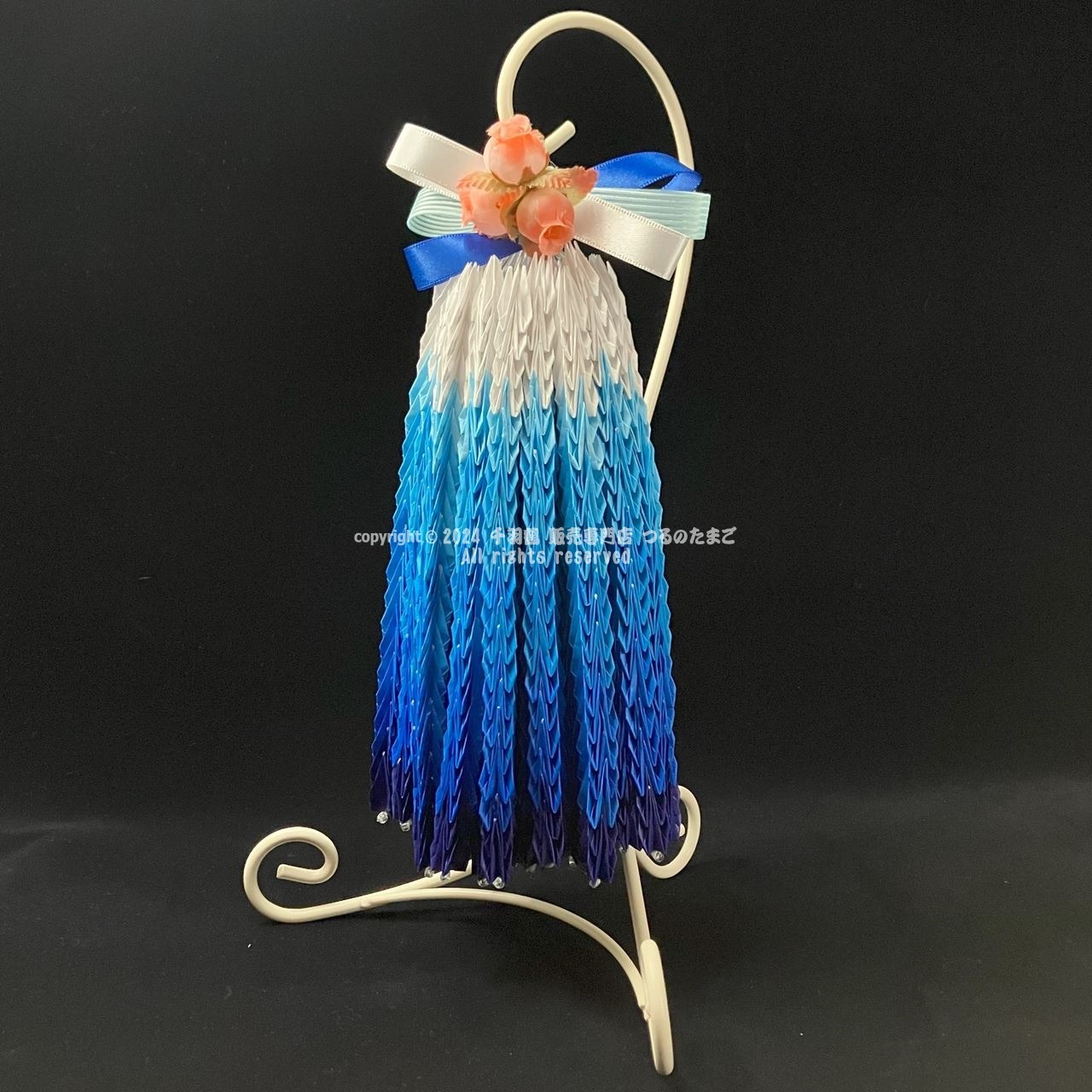 千羽鶴の魅力と意味を探る