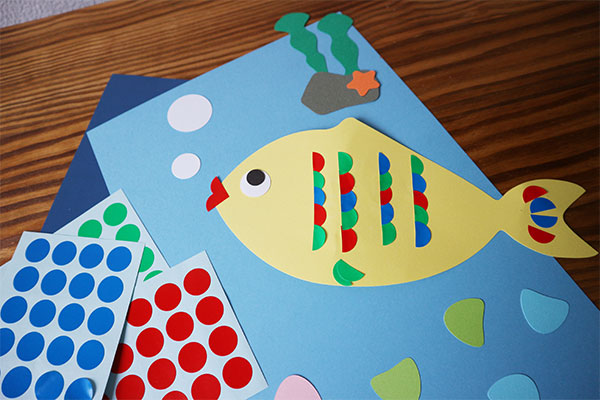 紙皿でお魚づくり！ - フェアリーランド保育園サイト