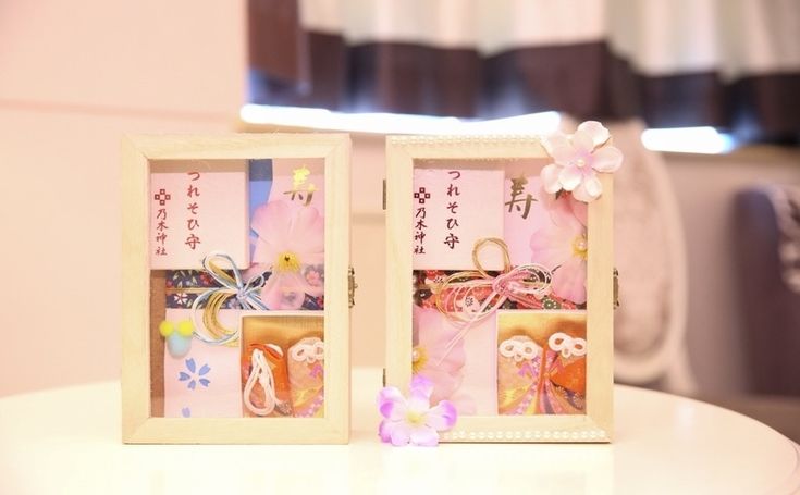 SNSで話題沸騰 乃木神社の「よりそひ守」と「つれそひ守」花嫁さまたちに愛される魅力とは？ -DRESSY 公式 ウェディングドレス・ファッション・エンタメニュース