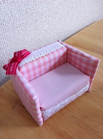 35 件の「リカちゃん ハウス手作り」や「リカちゃんハウス」のアイデアを見つけましょうドールハウス 手作り、手作り、人形の家具 など