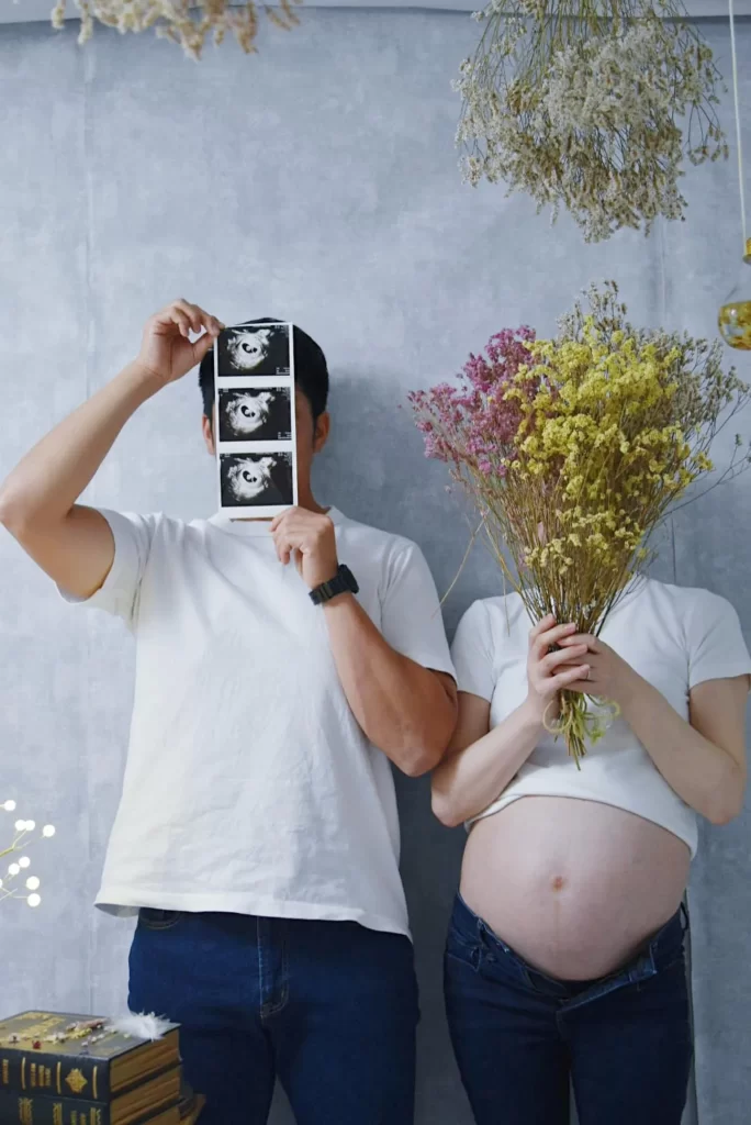 マタニティフォトを撮ろう！セルフ＆スタジオで使えるおしゃれポーズママびよりウェブ