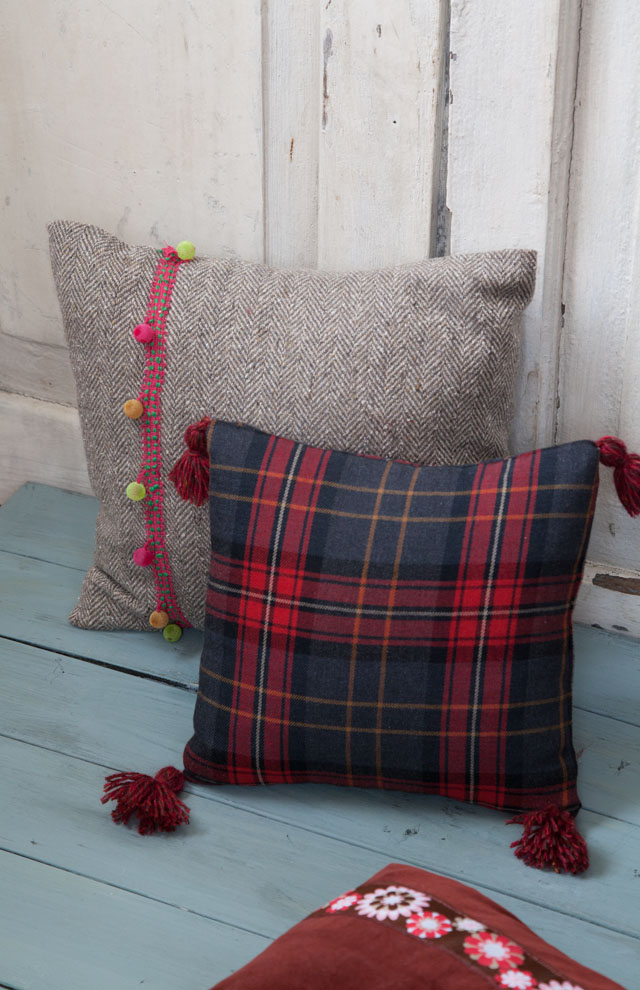 石川ゆみさんのミニクッション しかくクッションnunocoto