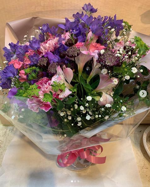 24時間発送最短翌日配達可 即納ソープフラワー 友人先生花束卒業式 母の日 花 敬老の日フラワーギフト バラ 人気造花ブーケ 誕生日プレゼント 枯れない 花 結婚祝い記念日 退職 開店祝い お見舞い 贈り物NISSOUMALL 日創館 新生活応援