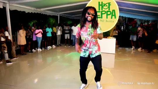 大人の黒人ジャマイカ人はアイデアを持っていますの写真素材・画像素材 Image 98435784