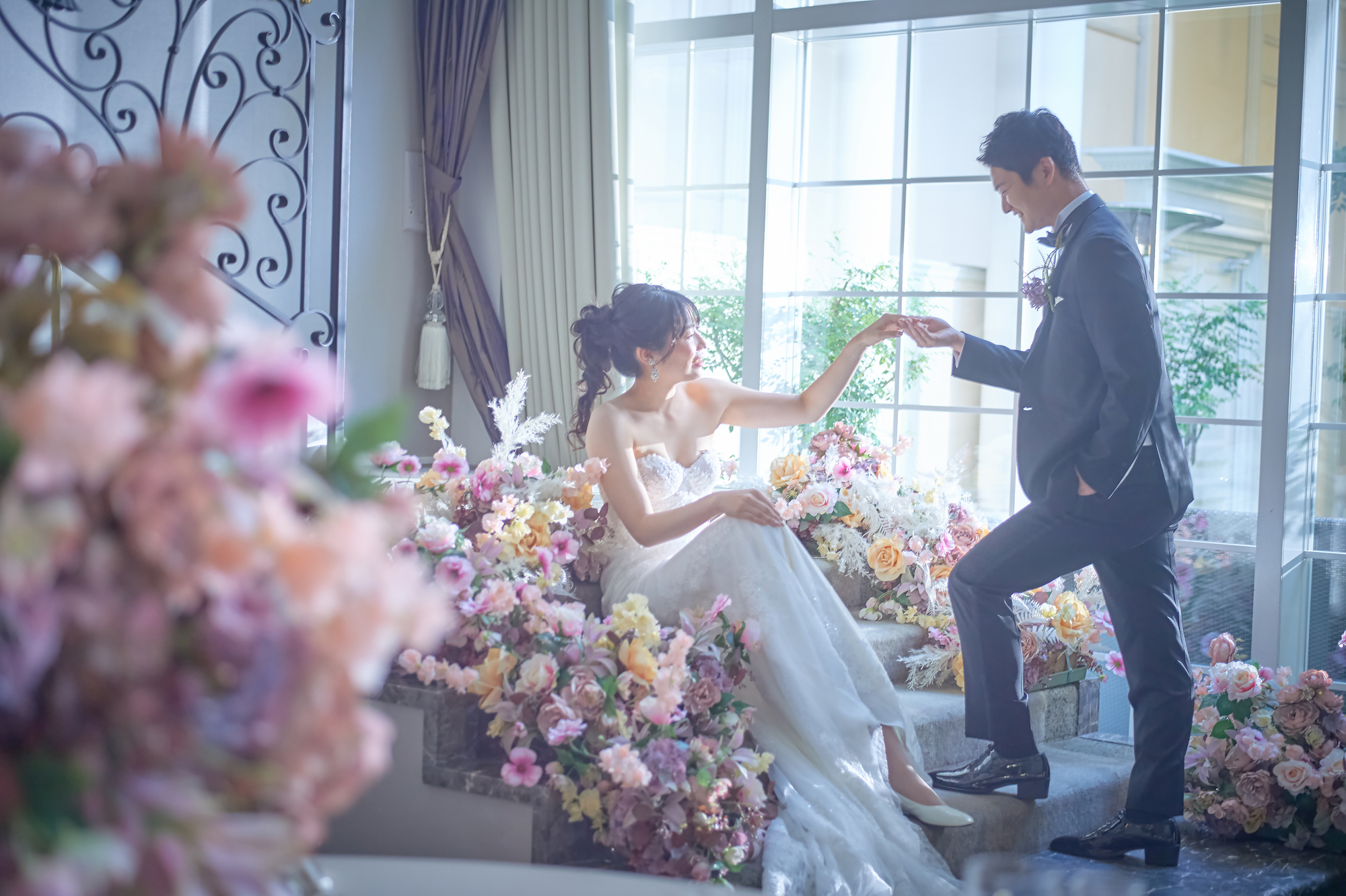 ウェディング動画を沖縄の本格チャペルと海で撮影しよう！オープニングムービーや結婚報告動画として活用できる、メリットだらけの動画プランが登場。「沖縄ワタベ ウェディング・喜瀬マリンビジュー」に聞きました OKINAWA Wedding Magazine