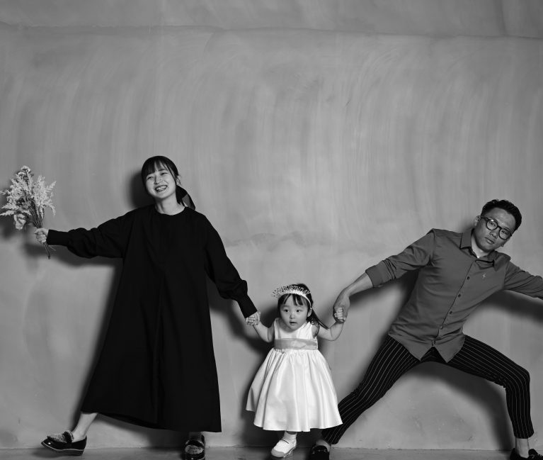 無料 投げ銭 手繋ぎポーズの全身トレス素材 - 最小幸倍数 - BOOTH