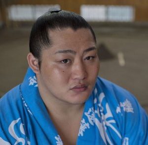 相撲 遠藤の結婚相手の嫁の顔は？子供は何人いる