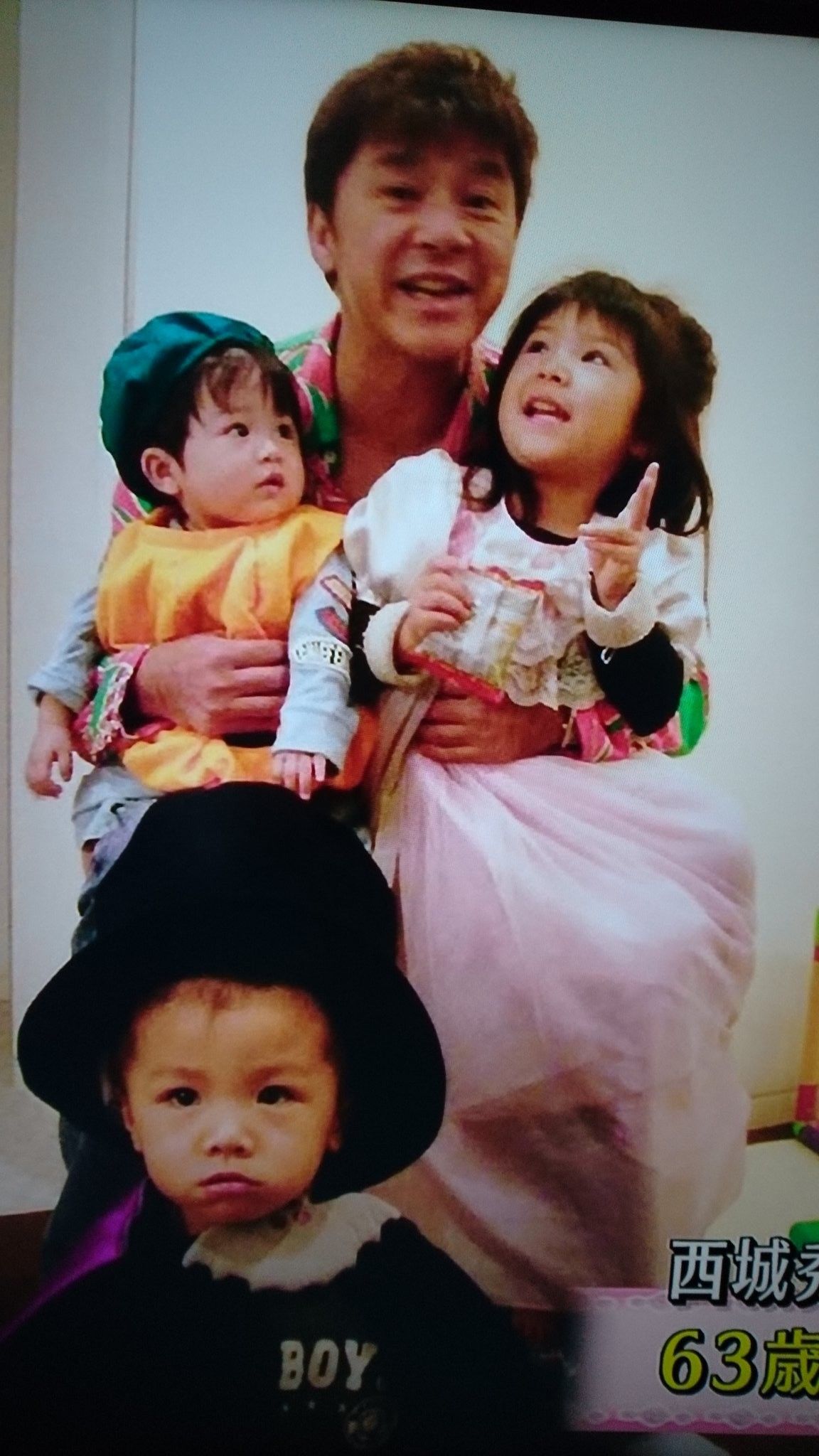 西城秀樹さん６３歳で逝去後も人気衰えず 少年時代、廊下に立たされた同級生に「一緒に職員室に謝りに行ってやるけぇ」：地域ニュース : 読売新聞