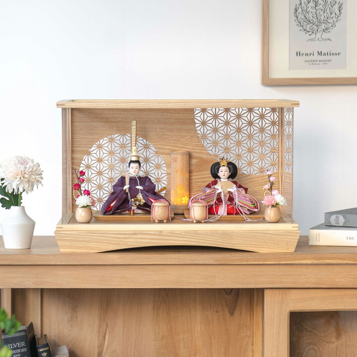 名入れができる雛人形 木製 おしゃれ コンパクト インテリア ひな飾り 初節句 節句 ひな人形 モダン 天然木 国産 可愛い 収納飾り 木 玄関桃の節句 名入れ 名前 札 木目込み 木札 女の子 -子供と暮らしの専門店 IAM NATURAL - プレゼント＆ギフトのギフトモール