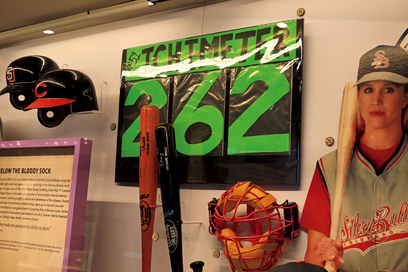 希少!! イチロー ”MLB新記録262安打” ボブルヘッドフィギュア