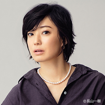 菅野美穂＆浜辺美波の母娘ショットに「癒やされる」 - ドラマ写真ニュース : 日刊スポーツ