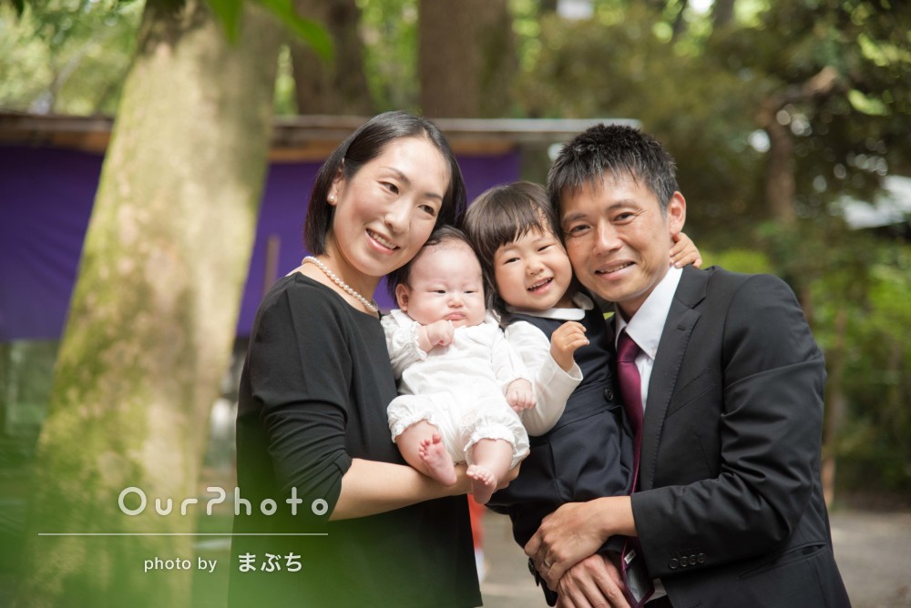 家族愛兄弟愛がいっぱい感じるお宮参り写真