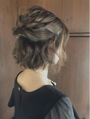 結婚式ショート・ボブヘアアレンジ35選！そのままでOKお呼ばれヘア - IKINAイキナ