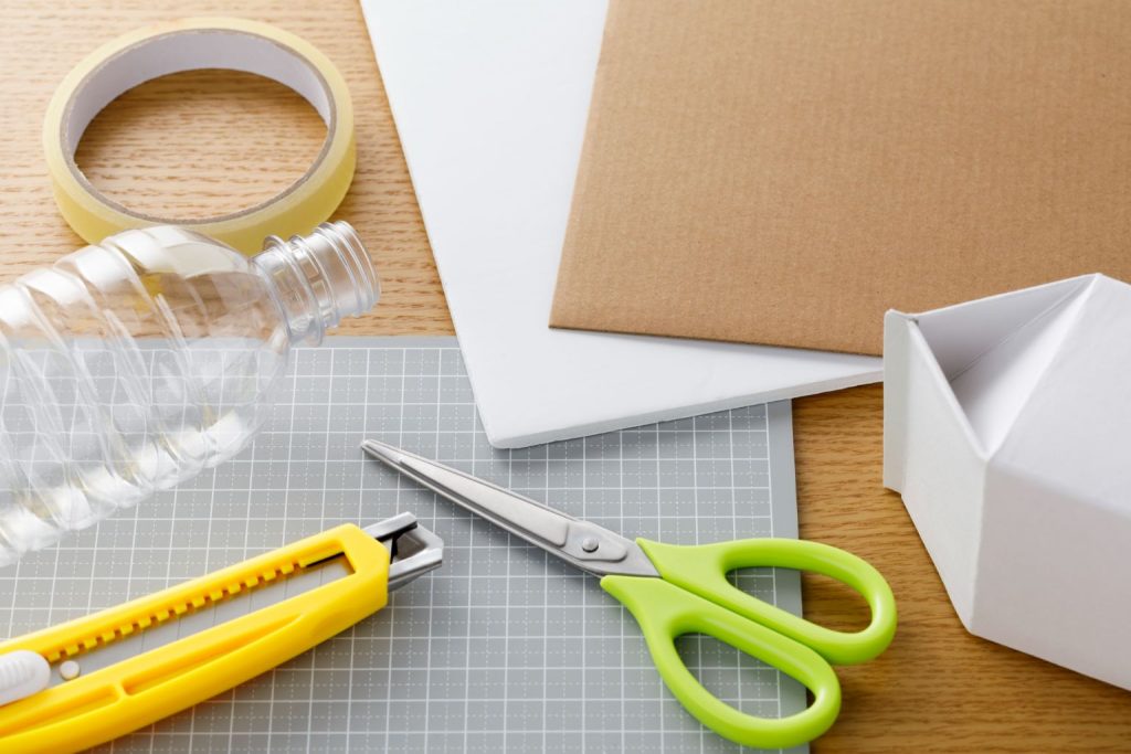 人気の手作りおもちゃDIY！簡単・年齢別・知育玩具も♪キナリノ