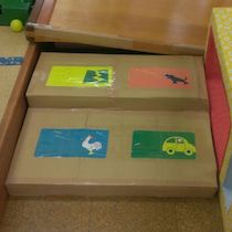 牛乳パックパーテーション」のアイデア 27 件手作りおもちゃ 牛乳パック, 牛乳パック, ベビーゲート 手作り