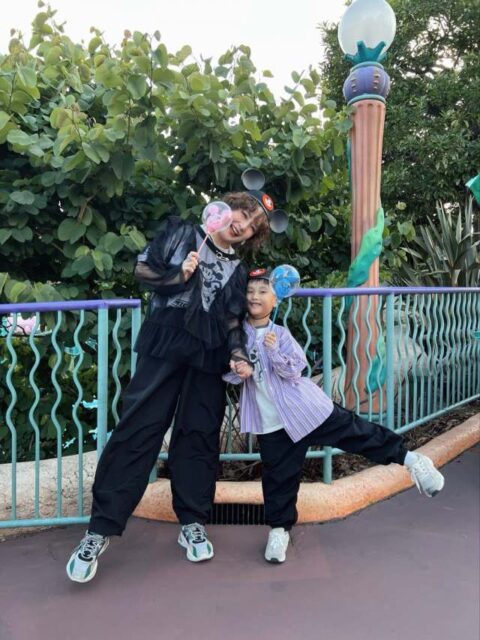 Disney ブラウス シャツ 親子お揃い ディズニー リゾート総柄 0479K キッズ 子供服 男の子 女の子 : ZOZOTOWN Yahoo!店- 通販 - Yahoo!ショッピング