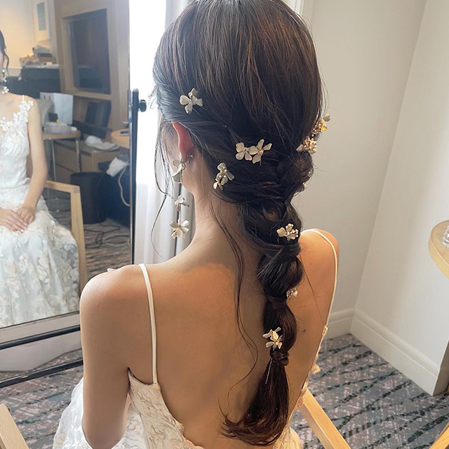 シャンパンピンク系の編み下ろしヘアアクセサリー 成人式 卒業式 結婚式 着物 髪かざりiichi日々の暮らしを心地よくするハンドメイドやアンティークのマーケットプレイス