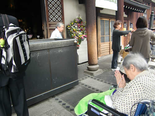 一心寺 境内ガイドお骨佛の寺・納骨とおせがきの寺 一心寺