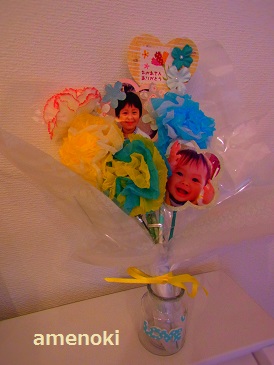 花束 メッセージカード 保育TikTok