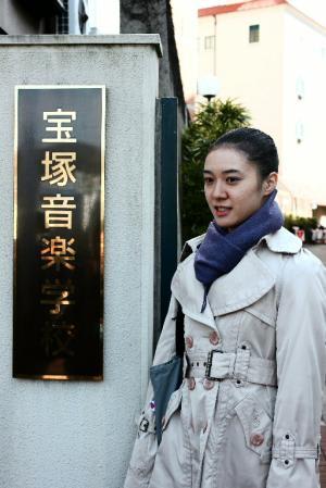 夫の小達氏、涙こらえ「女優を続けたいと 」 - スポニチ Sponichi Annex 芸能