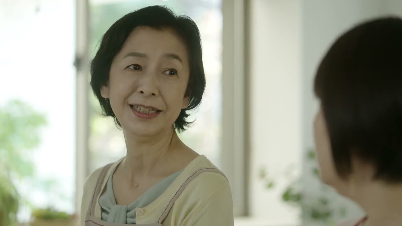 高橋恵子：母がオロオロ、早霧せいな：娘が、ちょっぴりやさぐれる、舞台『まほろば』大きな古い家屋で繰り広げられる、女性たちの会話と生活と生き様と。シアターテイメントNEWS