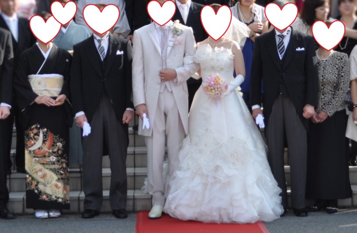 母親向け＞結婚式の洋装の選び方を紹介！NGマナーは？レンタルがおすすめ？結婚式・二次会のゲスト向け！お呼ばれ情報サイト