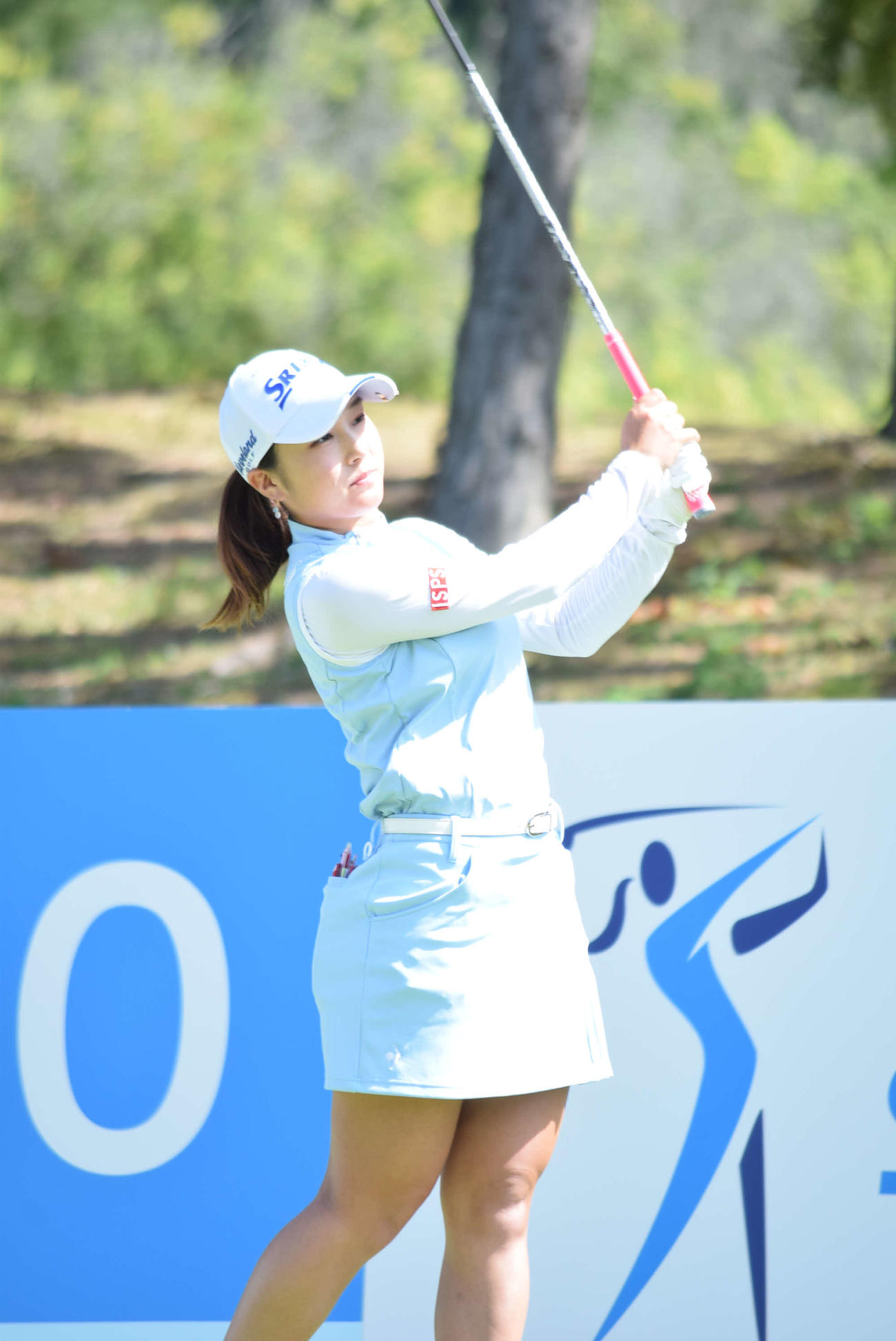 武井壮、パター巧者の女子プロとラウンド！うまくなるポイントを3つ、橋添プロが解説 – ワッグルONLINE