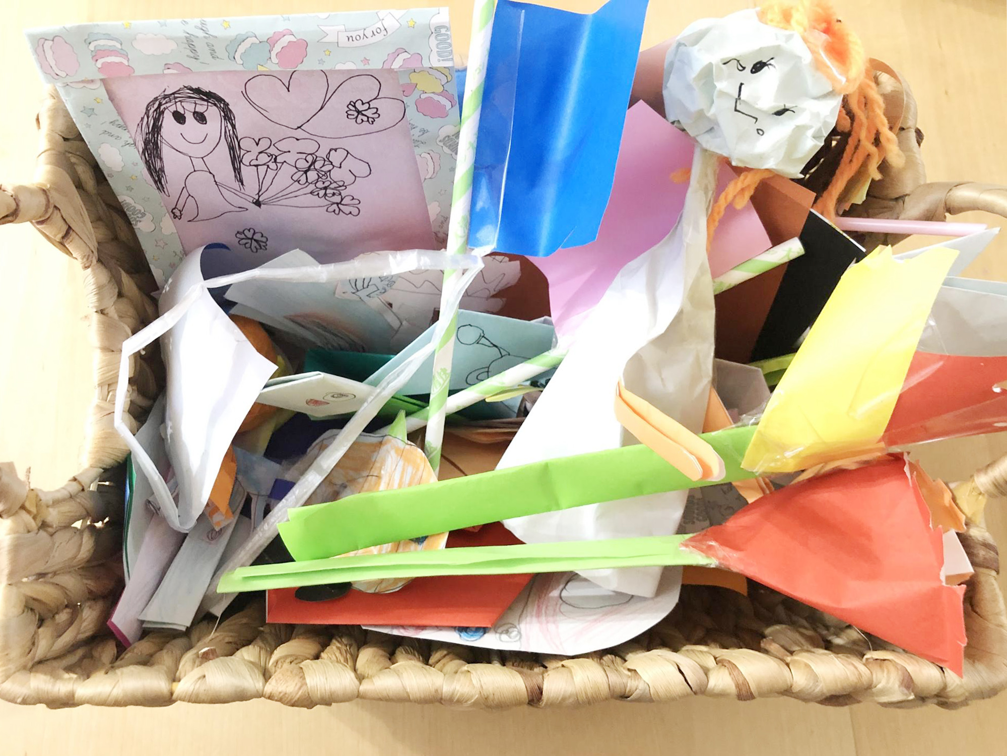 子供の作品をフォトブックにする方法！工作・絵の簡単収納