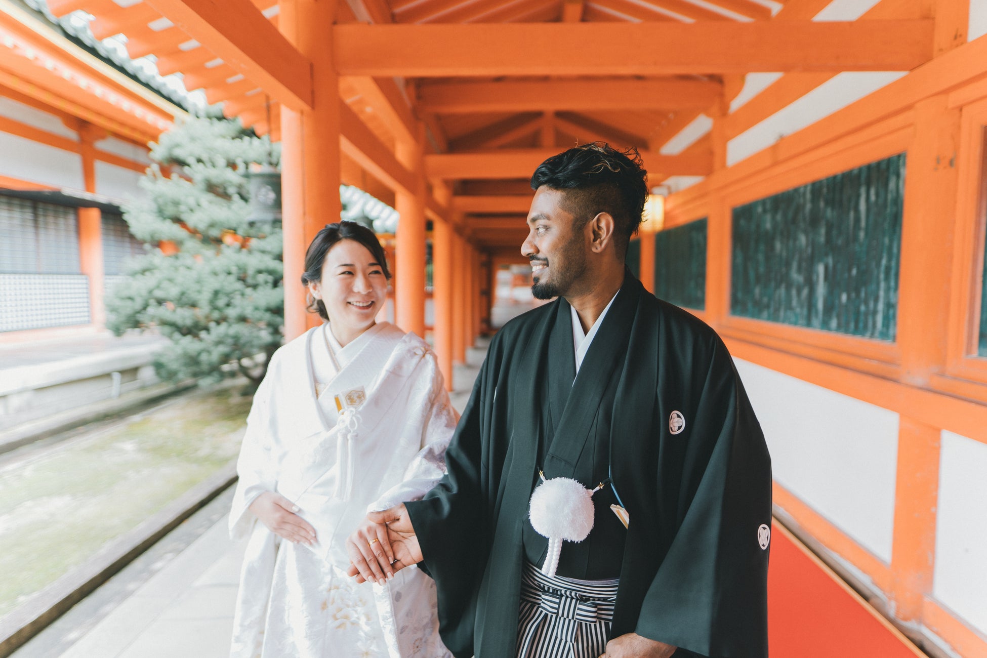 スペイン・海外挙式 海外婚のリアルって？ スペインの古城で挙式した日本人花嫁に密着