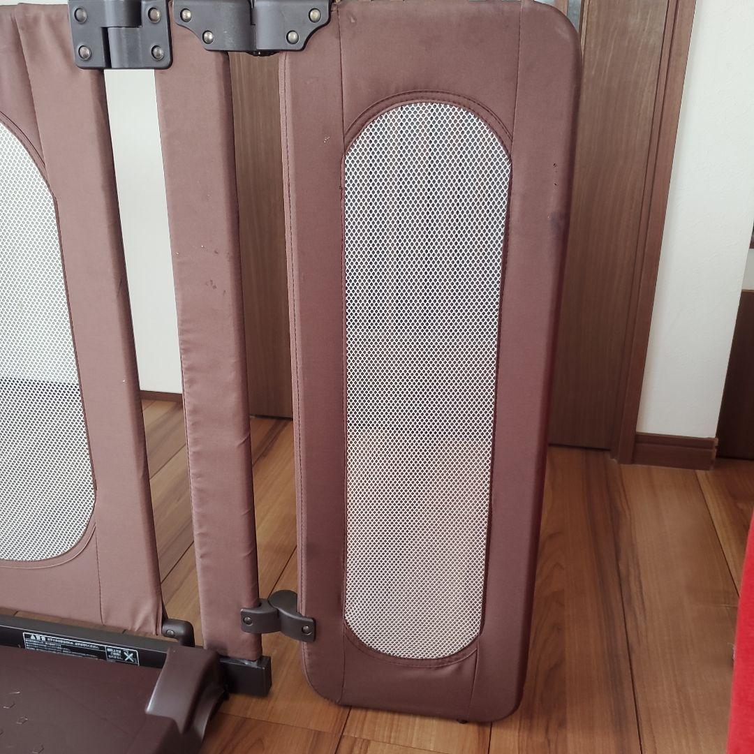 ロール式ベビーゲートはつけられない？穴あけないキッチン・階段上など斜め設置できるゲートおすすめランキング 1ページ Ｇランキング