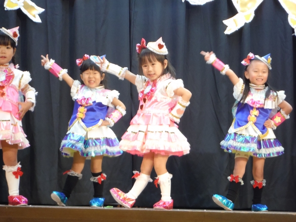 せいか幼稚園BLOG: 令和２年度 おゆうぎ会 Part1 年少クラス、年中クラス