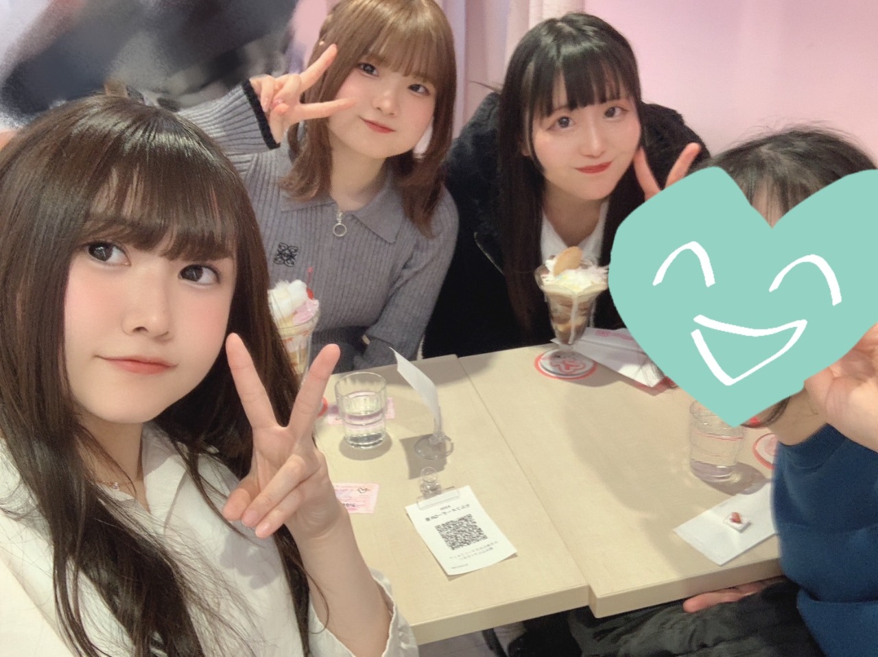 上白石萌音 萌音ちゃんと、萌歌ちゃん、 姉妹とも可愛い❤️笑顔がたまらん🎵😍 - YouTube