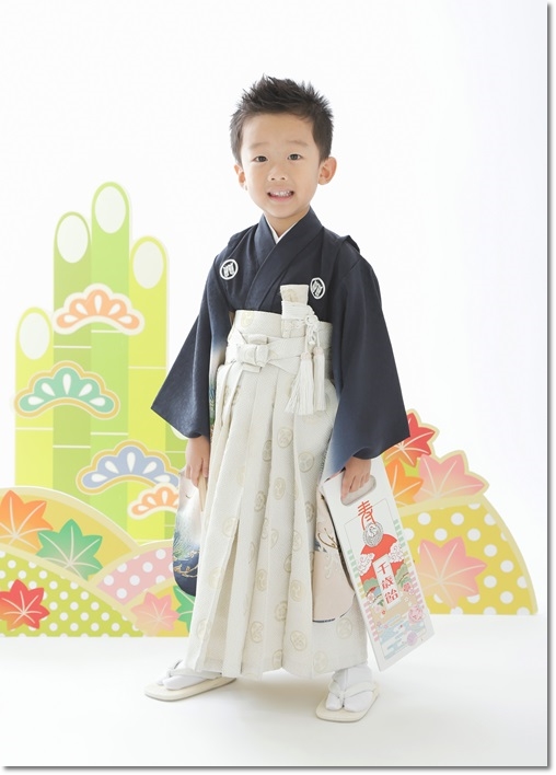 男の子のお宮参り産着 祝い着「青灰色 刺繍の鷹に松」正絹 熨斗目 のしめ 一つ身 一ツ身 初着 お初着 御祝着 着物 七五三 お宮詣り 祈願 お祈り子供 キッズ 赤ちゃん ベビー 男児 メール便不可京都きもの町