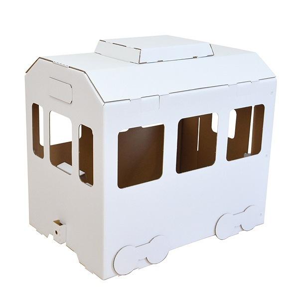 ダンボールでハヤブサとコマチ作る