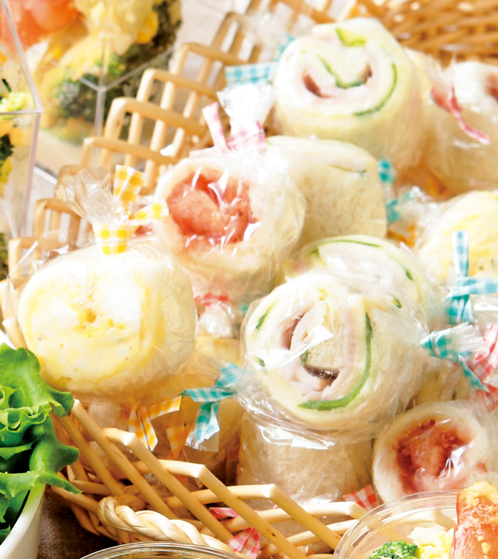 ロールサンドの遠足弁当♪ : かわいいおべんとう