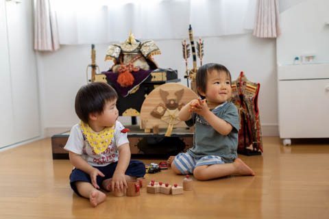 男の子の初節句 祖父母からのお祝いの相場・贈り方を解説 - ハピリィフォトスタジオ