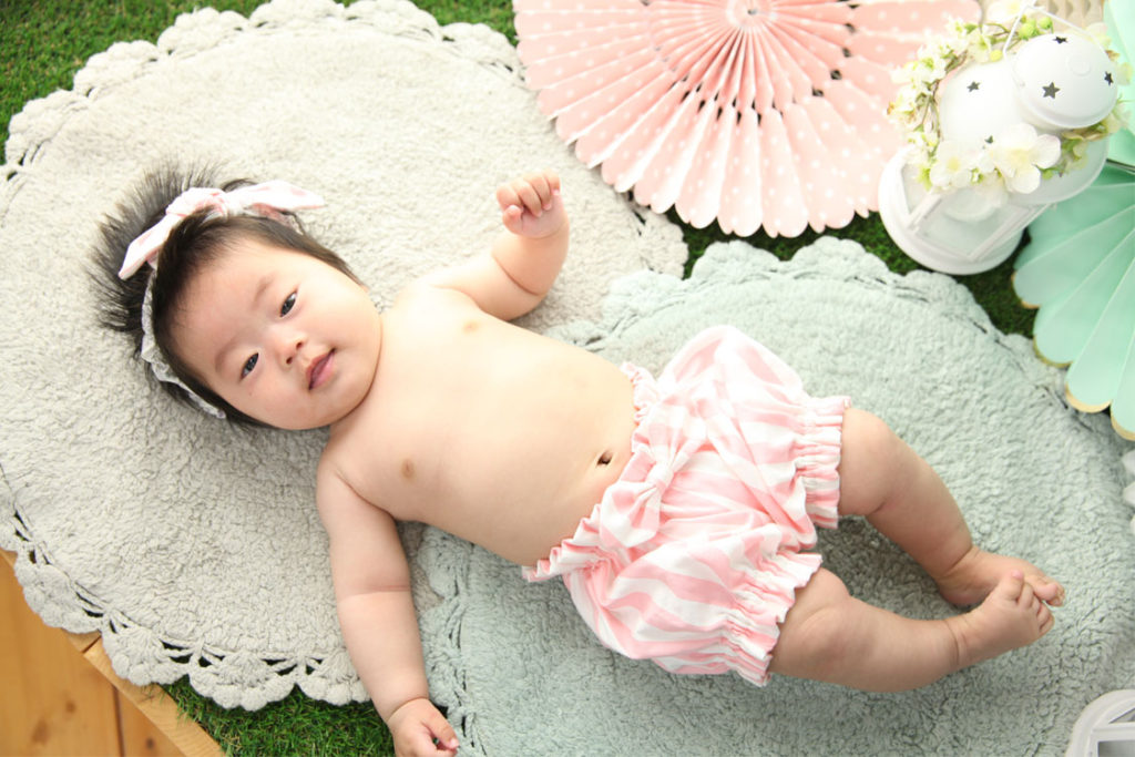 裸の子供 - 商用利用可能な無料素材、フリー素材ならペイレスイメージズ