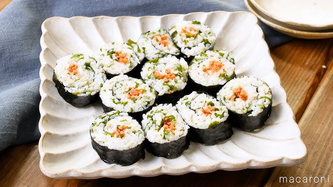 おにぎり🍙@aoi_eiyougohanさんの投稿をお借りしました 給食の先生が作る愛されごはん🍳→@aoi_eiyougohan栄養バランスばっちり!おにぎり4選🍙おにぎりの具何にしよう、、、 手軽に栄養も摂りたい、、、って時でもたんぱく質をプラスするだけで手軽に栄養が