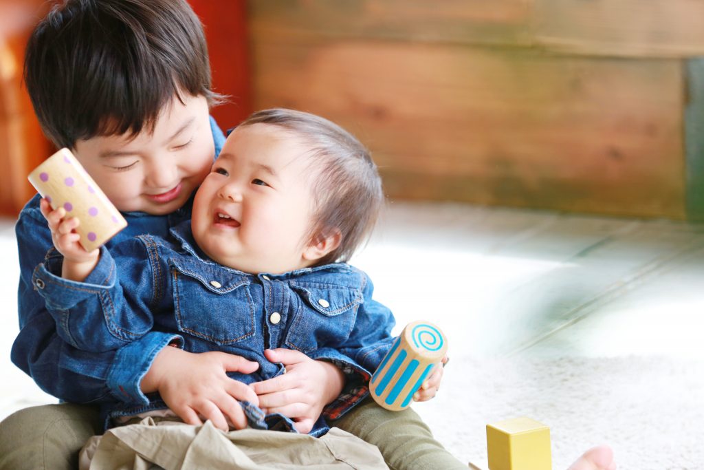 イヤイヤ期でも大丈夫！笑顔の写真を撮影するために必要な事 - 1日2組限定の写真スタジオ パッション