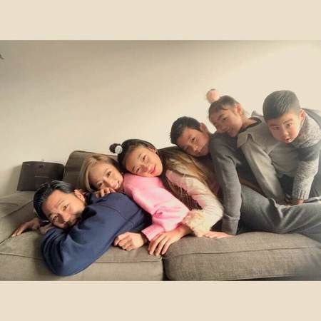 家族写真で、年賀状をおくろう富士フイルム年賀状印刷 2026